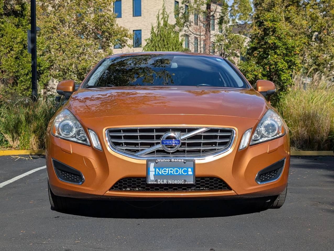 Used 2011 Volvo S60 T6 AWD/4WD image 2