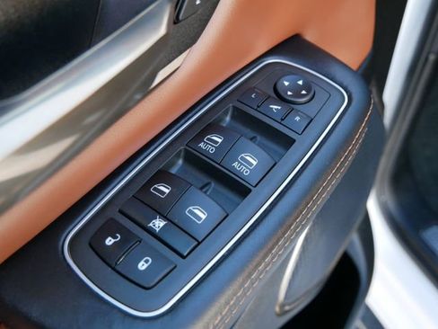 Used 2022 RAM 1500 Limited w/ Body Color Bumper Group image 17