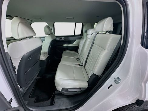 New 2026 Hyundai Santa Fe SEL image 16