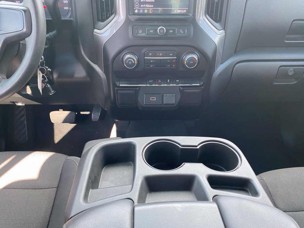 Used 2020 Chevrolet Silverado 1500 Custom w/ Custom Value Package RWD image 15