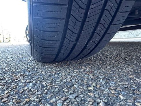 Used 2018 Honda Accord EX-L image 43