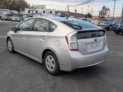 Used 2011 Toyota Prius Two image 16