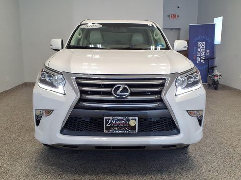 Used 2015 Lexus GX 460 GX 460 Sport Utility 4D w/ Premium Package AWD/4WD image 2