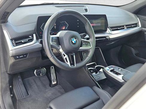 Used 2025 BMW X2 xDrive28i image 10