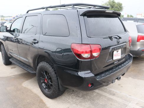 Used 2020 Toyota Sequoia TRD Pro AWD/4WD image 7