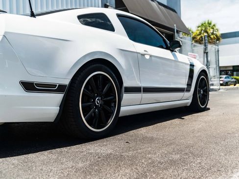 Used 2013 Ford Mustang Boss 302 w/ Boss 302 Accessory Pkg RWD image 7