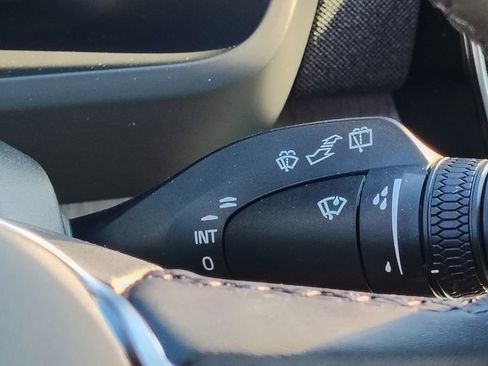 New 2026 Volvo XC90 B6 Ultra w/ Protection Package image 16