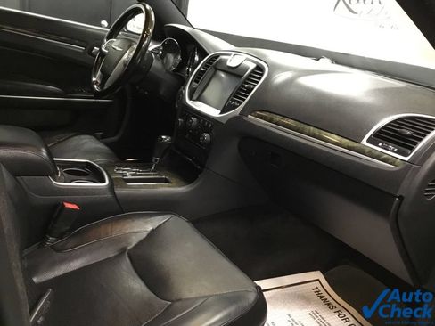 Used 2012 Chrysler 300 C w/ 19-Premium Speaker Group AWD/4WD image 37