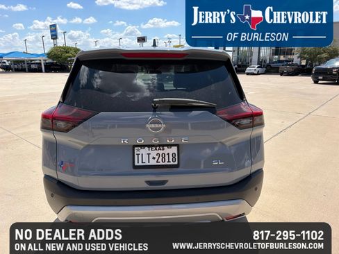 Used 2023 Nissan Rogue SL w/ SL Premium Package FWD image 7