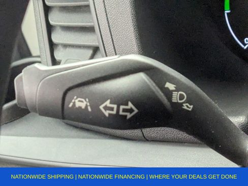 Used 2022 Ford E-Transit Low Roof image 46