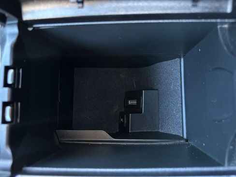 Used 2013 Mercedes-Benz GLK 350 4MATIC image 32