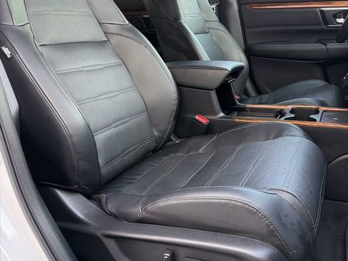 Used 2020 Honda CR-V Touring image 8