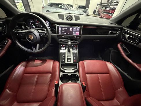 Used 2022 Porsche Macan S AWD/4WD image 15