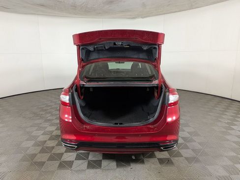 Used 2016 Ford Fusion SE w/ Equipment Group 202A image 9