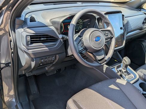 Certified 2025 Subaru Forester Premium AWD/4WD image 13