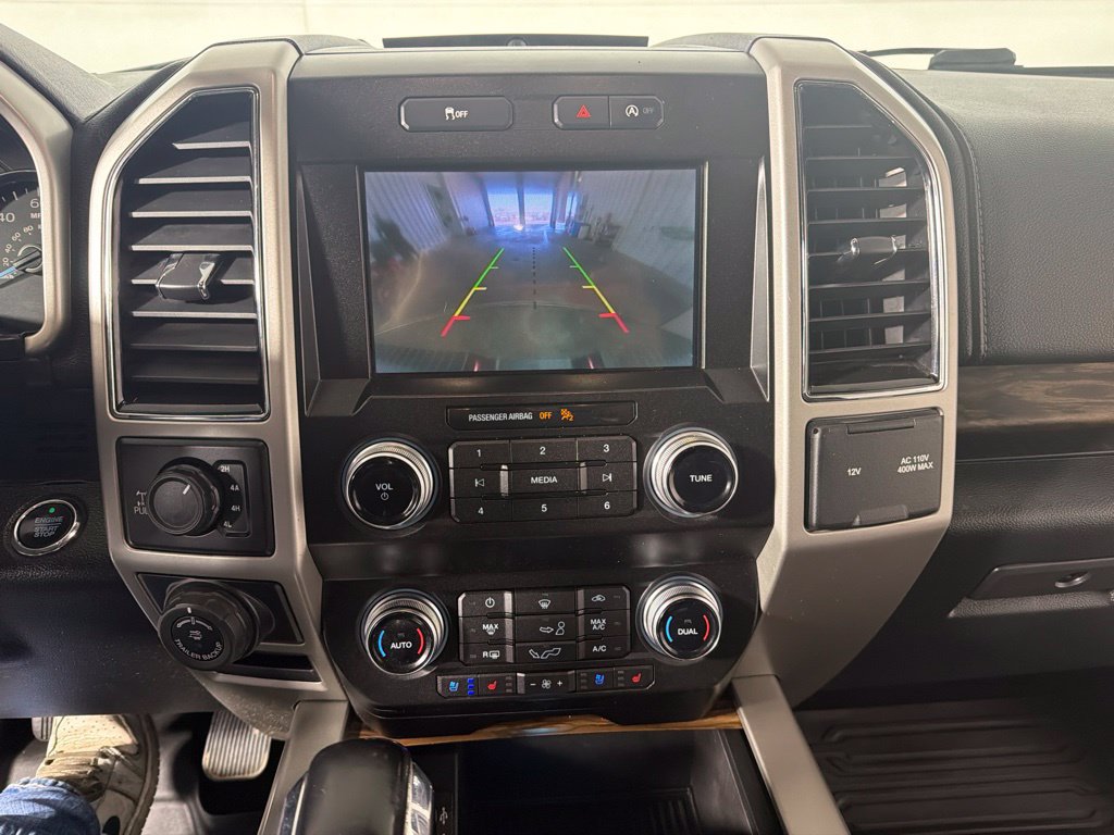 Used 2019 Ford F150 Lariat w/ Equipment Group 502A Luxury AWD/4WD image 17