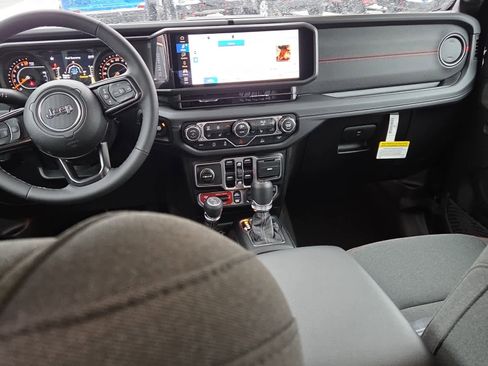 New 2026 Jeep Gladiator Rubicon image 12