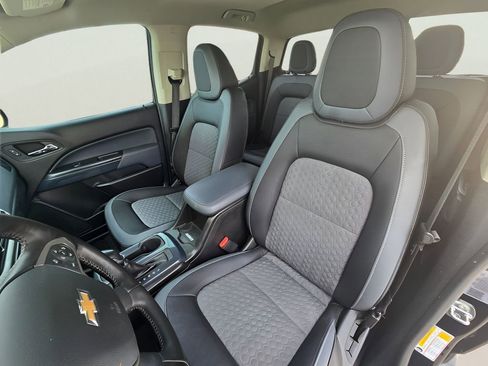 Used 2022 Chevrolet Colorado Z71 image 30