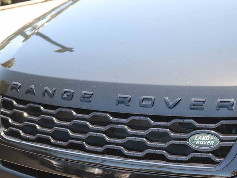 Used 2023 Land Rover Range Rover Evoque R-Dynamic S AWD/4WD image 11