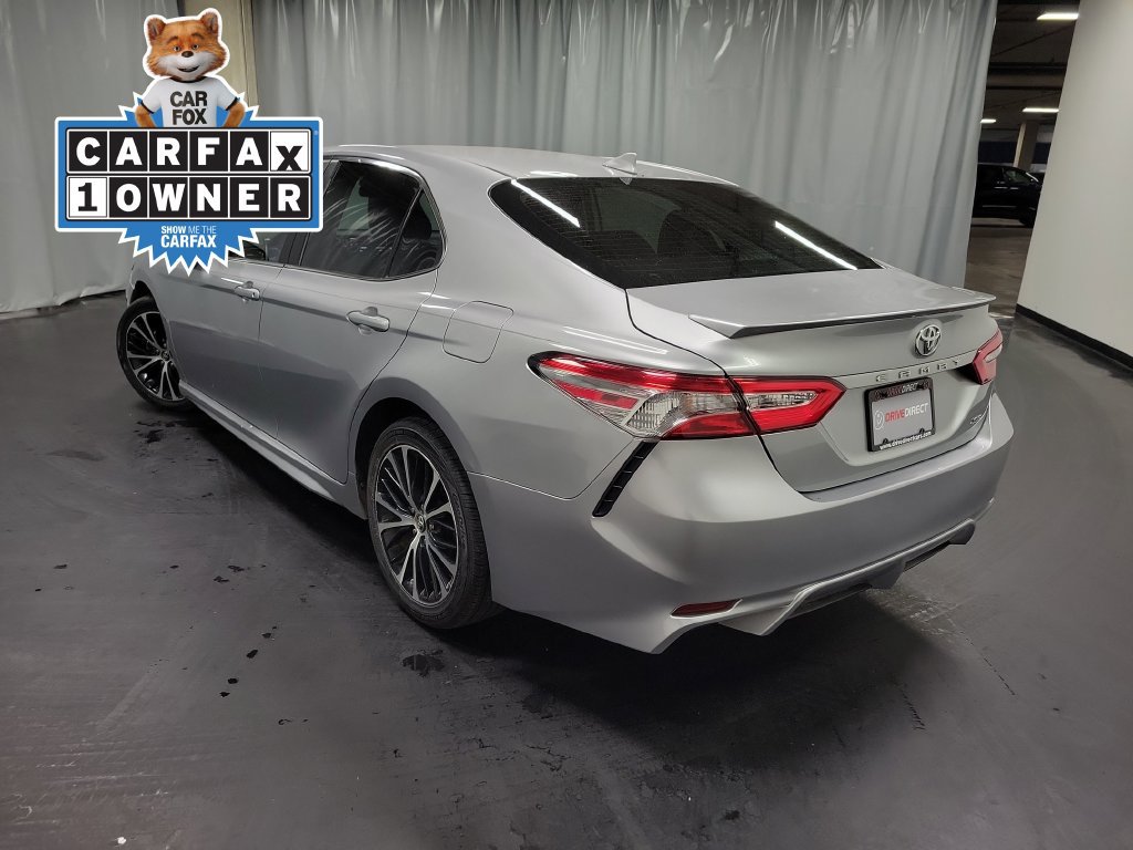 Used 2020 Toyota Camry SE FWD image 6