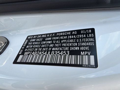 Used 2018 Porsche Macan S AWD/4WD image 25
