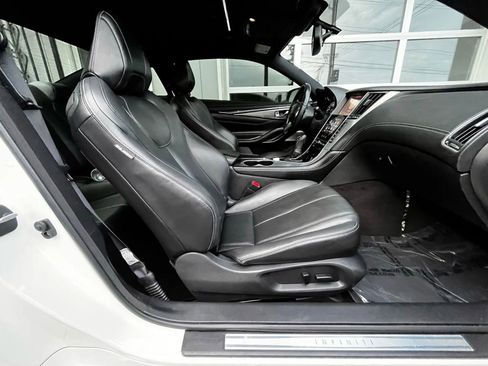 Used 2018 INFINITI Q60 3.0t Luxe image 25