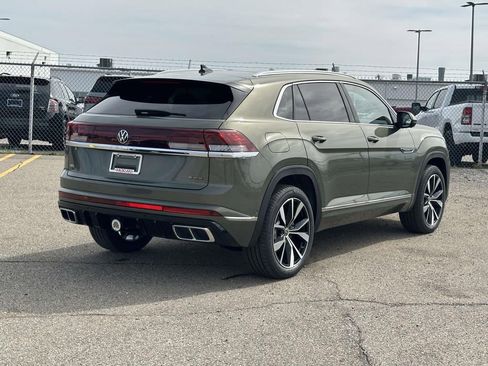 New 2026 Volkswagen Atlas Cross Sport SEL Premium R-Line AWD/4WD image 4