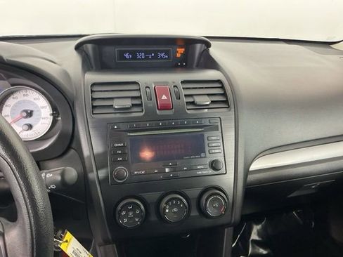 Used 2012 Subaru Impreza 2.0i AWD/4WD image 17