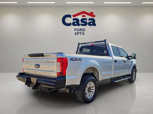 Used 2019 Ford F250 XLT w/ XLT Value Package image 3