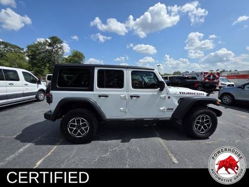 Used 2024 Jeep Wrangler Unlimited Rubicon AWD/4WD image 8