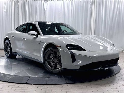 Used 2025 Porsche Taycan Turbo AWD/4WD image 11