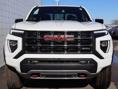 New 2026 GMC Canyon AT4 image 6