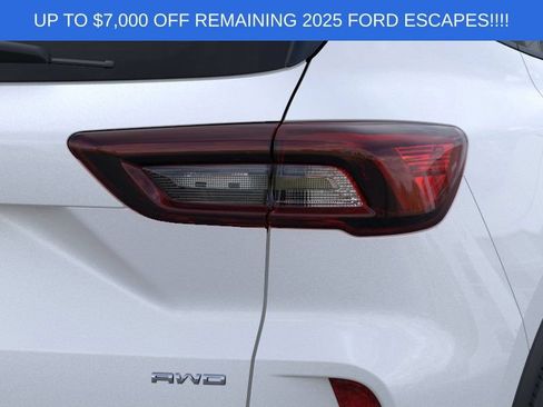 New 2025 Ford Escape ST-Line w/ Tech Pack #1 AWD/4WD image 21