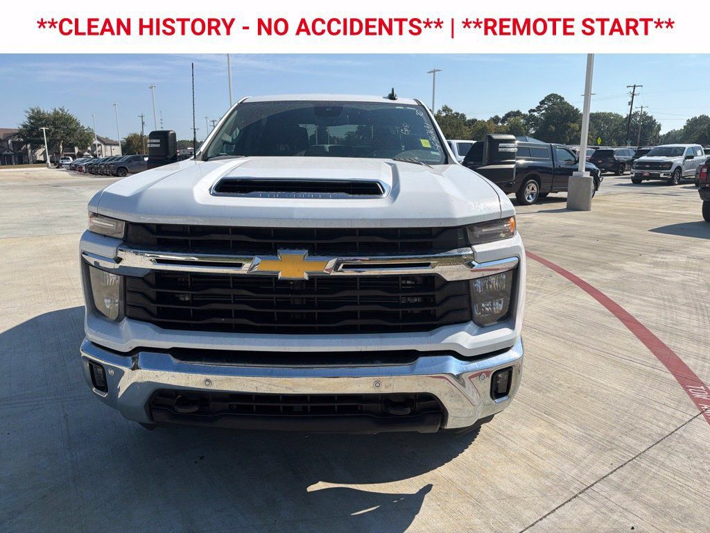 Used 2025 Chevrolet Silverado 2500 LT w/ Safety Package AWD/4WD image 2