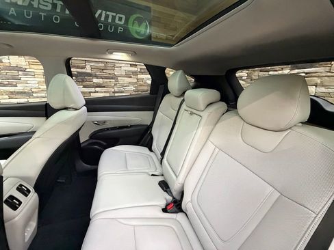 Certified 2025 Hyundai Tucson Limited image 28