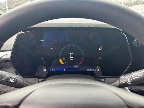 Used 2024 Chevrolet TrailBlazer LT image 12