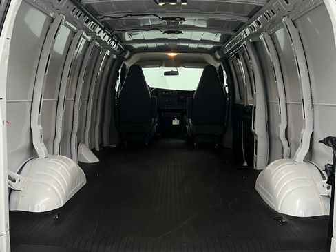 New 2026 Chevrolet Express 2500 Extended w/ Driver Convenience Package RWD image 22