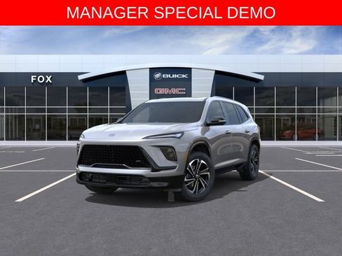 Used 2026 Buick Enclave Sport Touring w/ Power Package AWD/4WD image 8