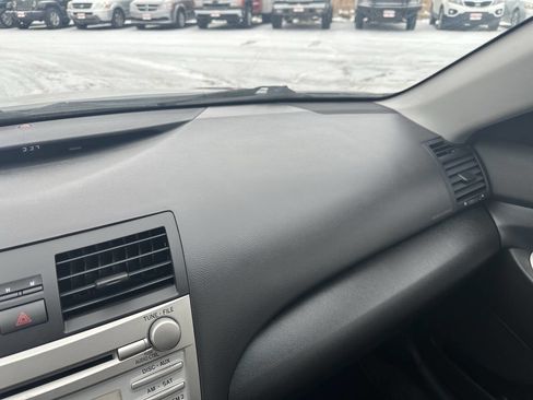 Used 2011 Toyota Camry SE image 20