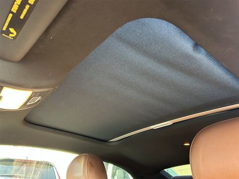 Used 2011 Audi A5 2.0T Premium Plus image 10