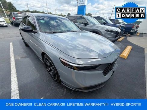 Used 2024 Honda Accord Sport image 2