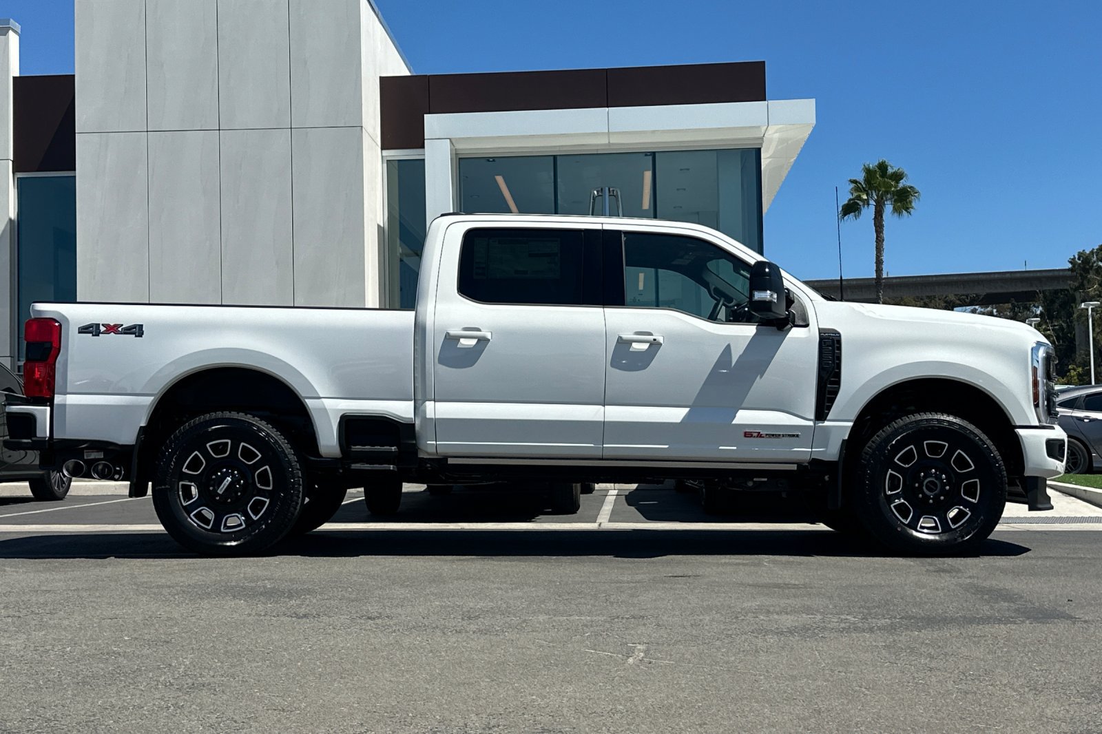 New 2026 Ford F250 Platinum AWD/4WD image 2