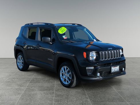 Used 2022 Jeep Renegade Latitude image 7