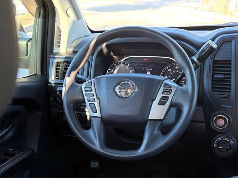 Used 2021 Nissan Titan S w/ HD Front GAWR Package image 22
