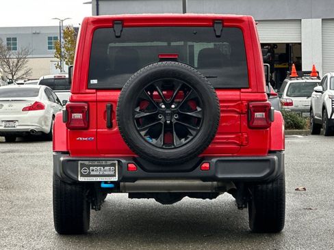 Used 2023 Jeep Wrangler Unlimited Sahara w/ Cold Weather Group image 5
