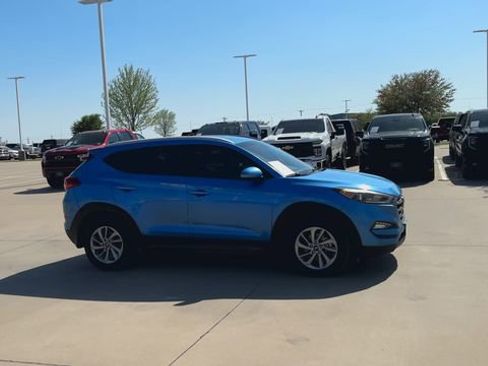 Used 2016 Hyundai Tucson SE w/ Option Group 02 image 2