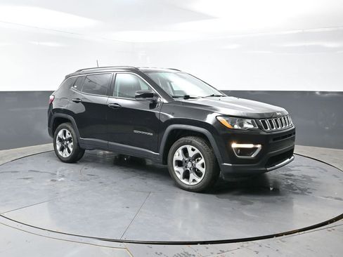 Used 2020 Jeep Compass Limited AWD/4WD image 3