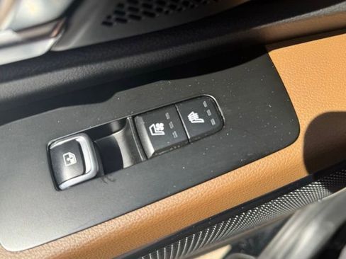 Used 2021 Kia Telluride SX w/ SX Prestige Package image 14