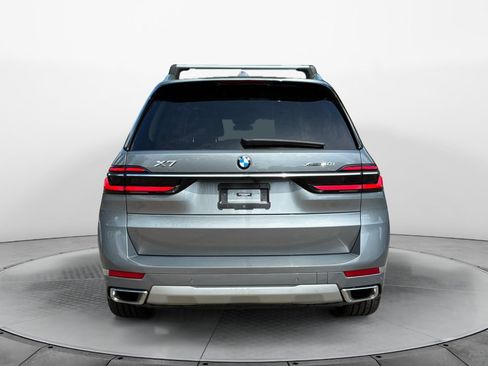 Used 2023 BMW X7 xDrive40i w/ Premium Package AWD/4WD image 6