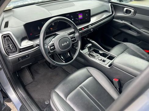 Certified 2024 Kia Sorento S image 17